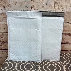 20 - 8.5" x 12" White Self Seal Poly Bubble Mailer
